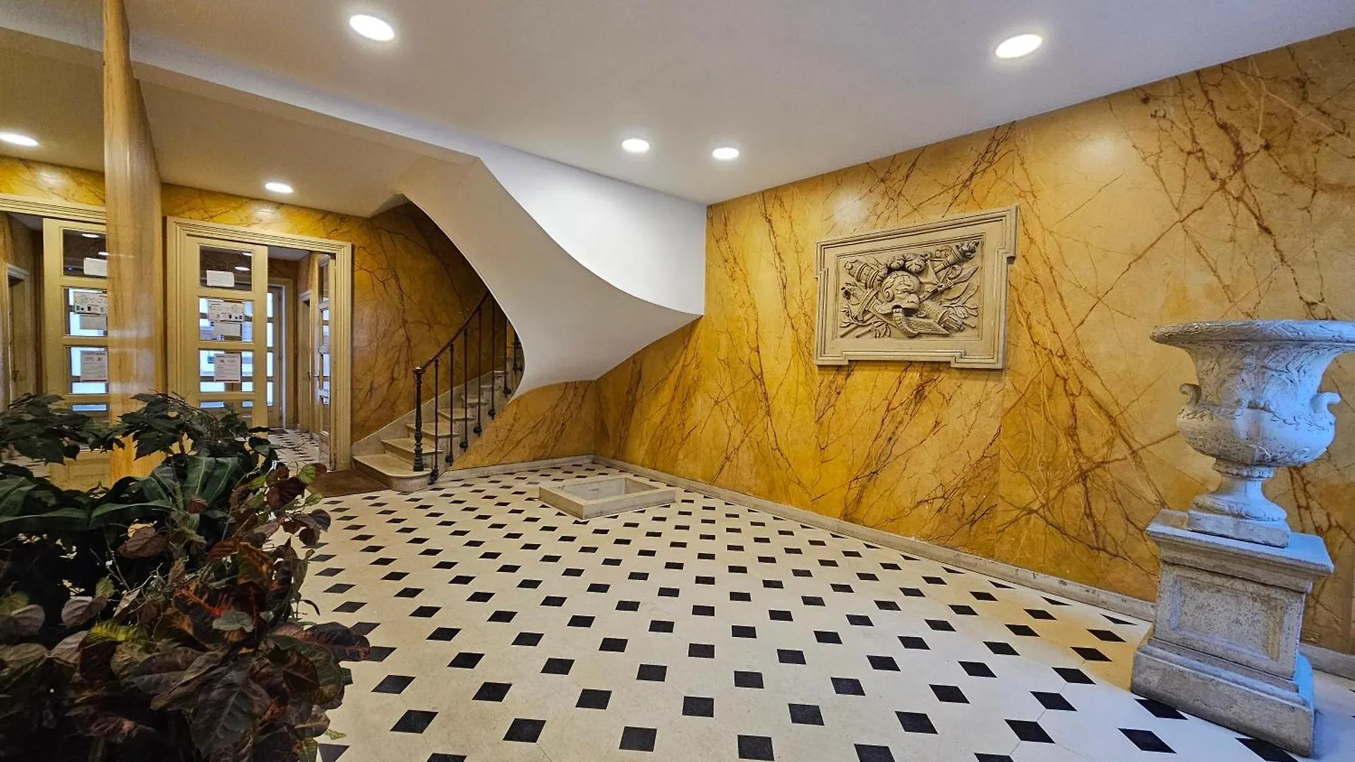 In Invalides Beautiful Flat Near Orsay And Eiffel Tower Paris